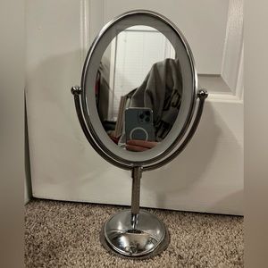Conair Light Up Mirror